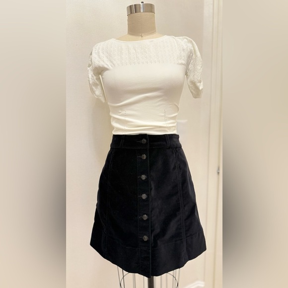 Kate Spade BROOME STREET VELOUR Black Button-Up mini Skirt Size 4. - Picture 8 of 17